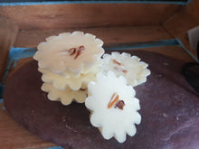 Load image into Gallery viewer, Neroli Luxury Wax Tarts
